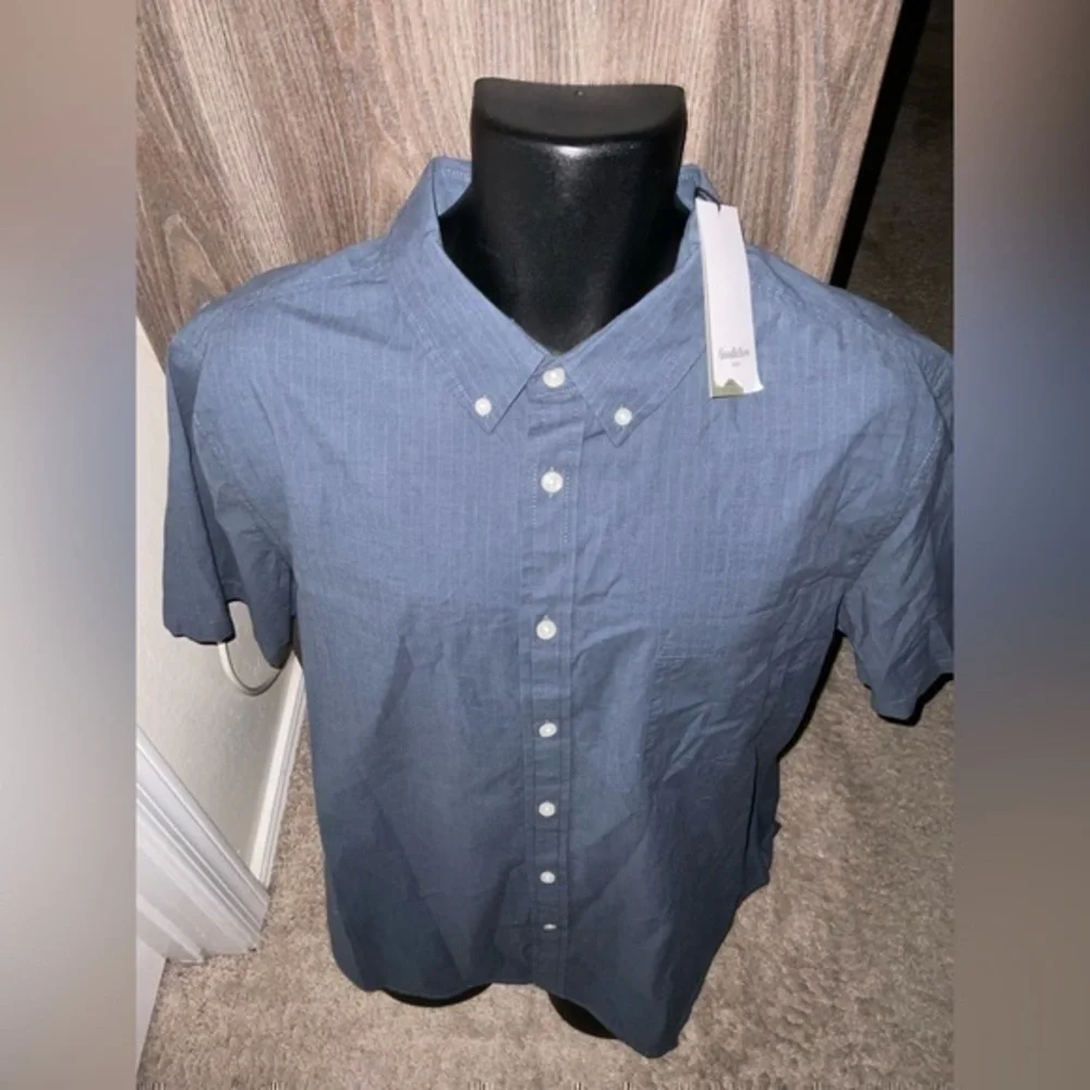 Men’s new size XL blue shirt sleeve button front shirt NWT GoofFellow & CO - Picture 1 of 5